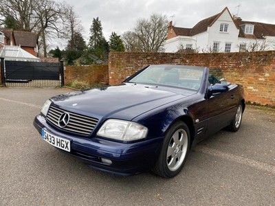 Lot 53 - 1999 Mercedes-Benz SL 320