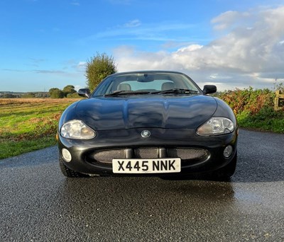 Lot 114 - 2000 Jaguar XK8 Coupe