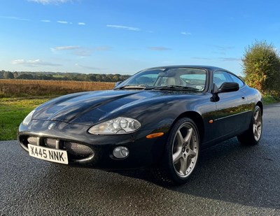 Lot 114 - 2000 Jaguar XK8 Coupe