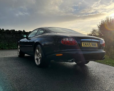 Lot 114 - 2000 Jaguar XK8 Coupe