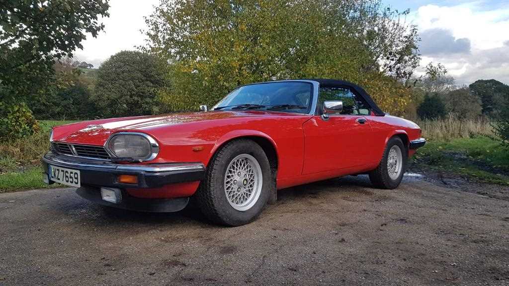 Lot 110 - 1989 Jaguar XJS Convertible