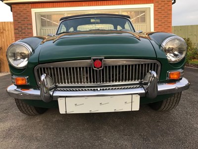 Lot 124 - 1968 MGC Roadster