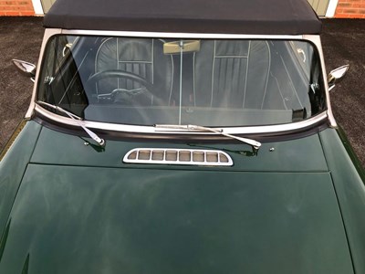 Lot 124 - 1968 MGC Roadster