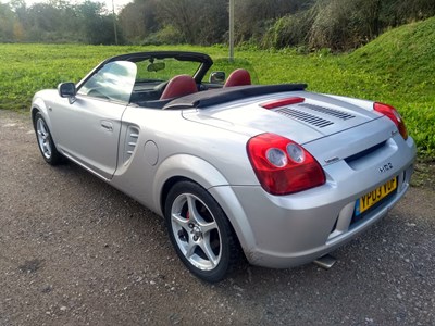 Lot 48 - 2003 Toyota MR2 VVT-i