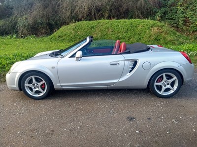Lot 48 - 2003 Toyota MR2 VVT-i