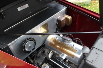 Lot 50 - 1934 Lanchester LA10 Saloon