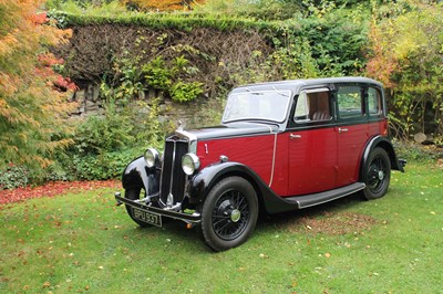 Lot 50 - 1934 Lanchester LA10 Saloon