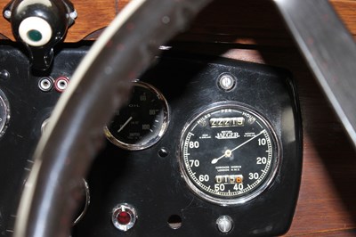 Lot 50 - 1934 Lanchester LA10 Saloon