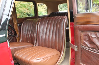 Lot 50 - 1934 Lanchester LA10 Saloon