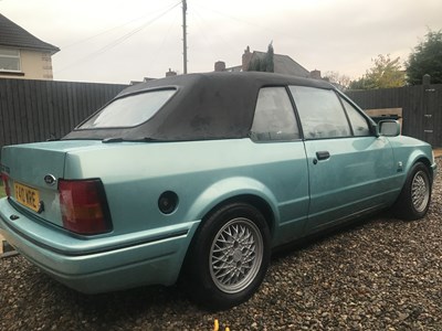 Lot 56 - 1989 Ford Escort XR3i Convertible