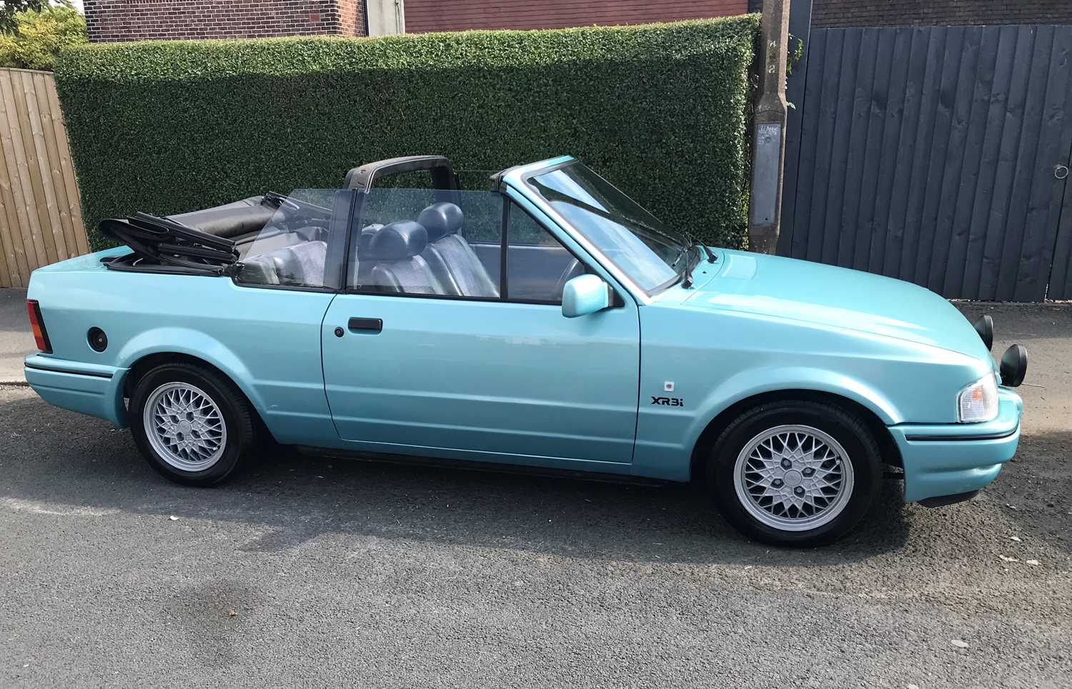 Lot 56 - 1989 Ford Escort XR3i Convertible