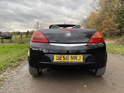 Lot 41 - 2006 Vauxhall Tigra Exclusiv