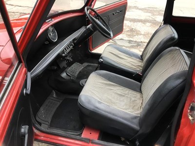 Lot 129 - 1981 Mini City
