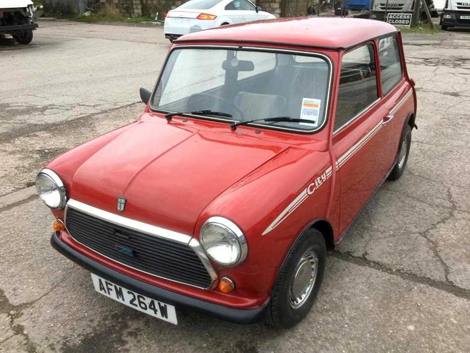 Lot 129 - 1981 Mini City