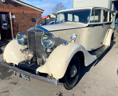 Lot 34 - 1939 Rolls-Royce Wraith Limousine by Park Ward