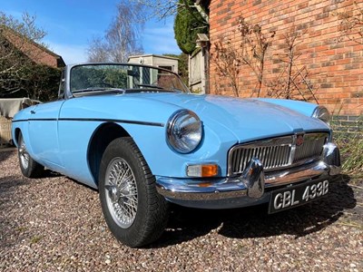 Lot 9 - 1964 MGB Roadster