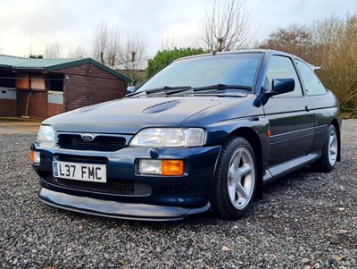 Lot 25 - 1993 Ford Escort RS Cosworth