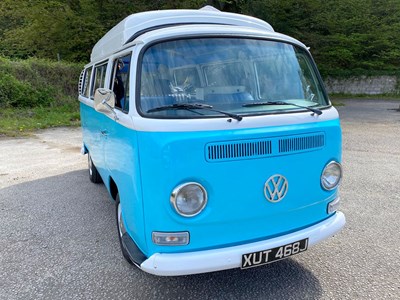 Lot 14 - 1971 Volkswagen T2 Dormobile Camper