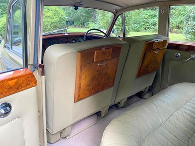 Lot 12 - 1962 Bentley S2