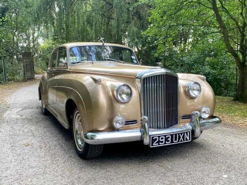 Lot 12 - 1962 Bentley S2