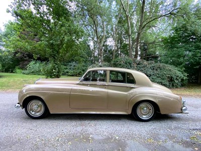 Lot 12 - 1962 Bentley S2