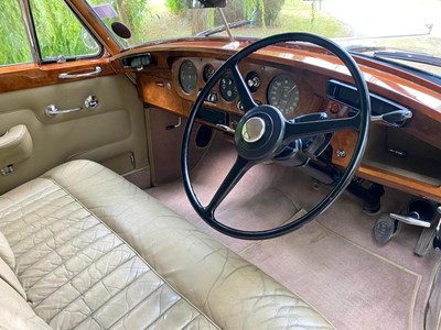 Lot 12 - 1962 Bentley S2