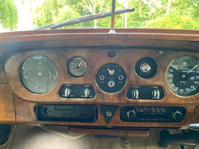 Lot 12 - 1962 Bentley S2