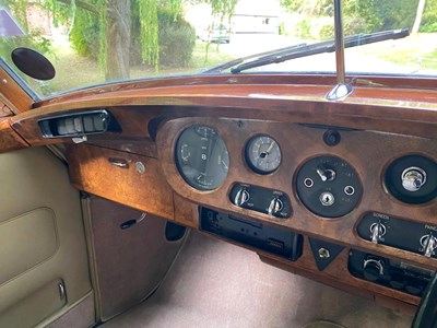 Lot 12 - 1962 Bentley S2