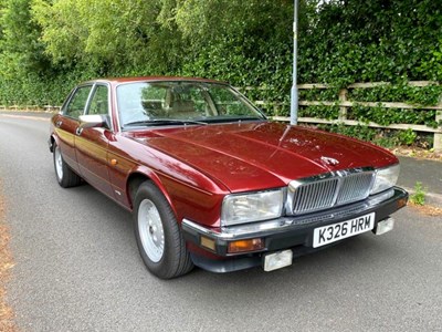 Lot 12 - 1992 Jaguar Sovereign 3.2