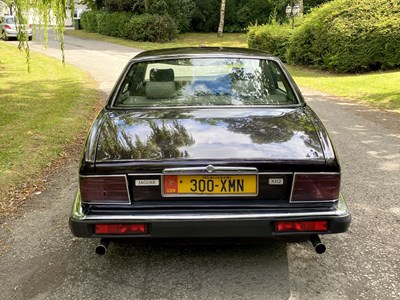 Lot 9 - 1991 Jaguar XJ12