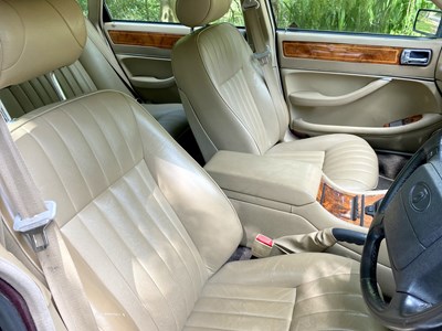 Lot 9 - 1991 Jaguar XJ12
