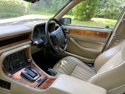 Lot 9 - 1991 Jaguar XJ12