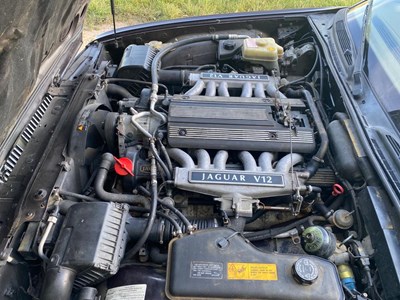 Lot 9 - 1991 Jaguar XJ12