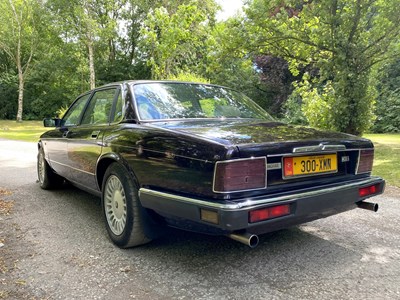 Lot 9 - 1991 Jaguar XJ12