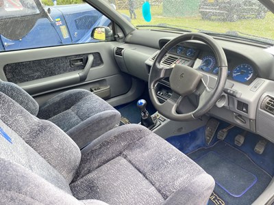 Lot 43 - 1994 Renault Clio Williams