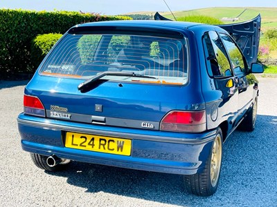 Lot 43 - 1994 Renault Clio Williams