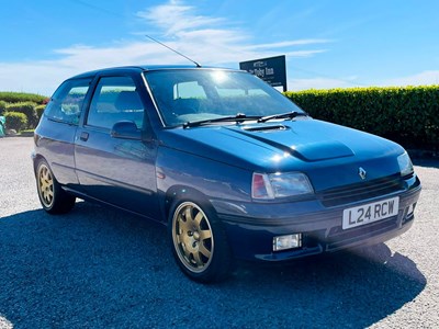 Lot 43 - 1994 Renault Clio Williams