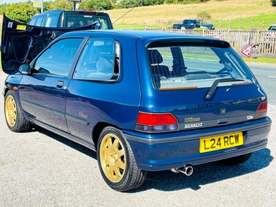 Lot 43 - 1994 Renault Clio Williams