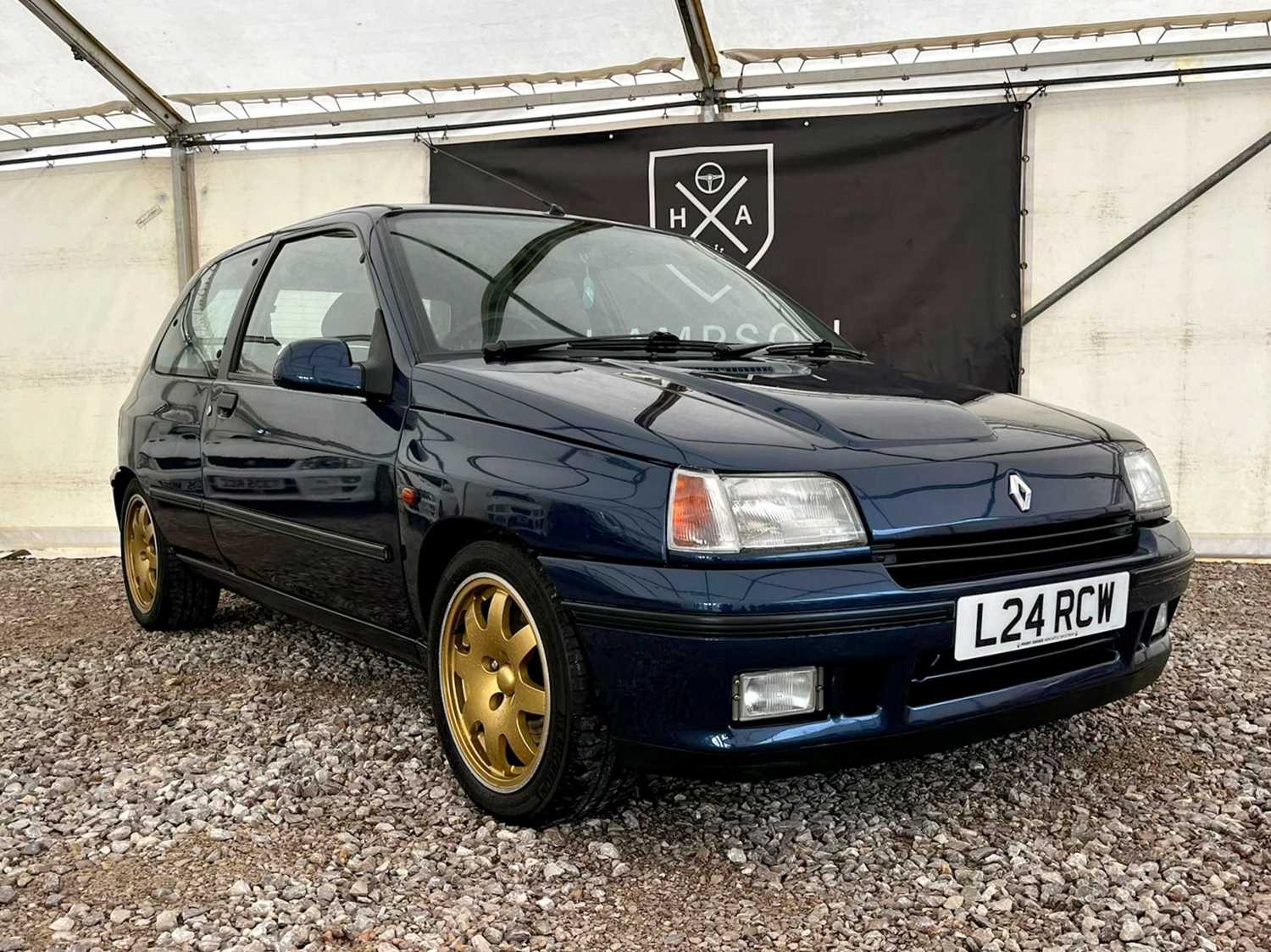Lot 43 - 1994 Renault Clio Williams
