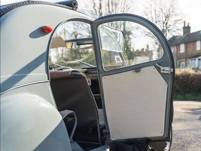 Lot 16 - 1958 Citroën 2CV AZL