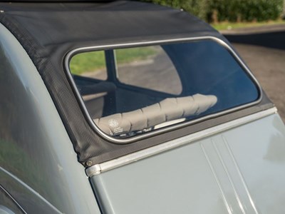 Lot 16 - 1958 Citroën 2CV AZL