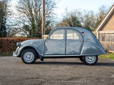 Lot 16 - 1958 Citroën 2CV AZL