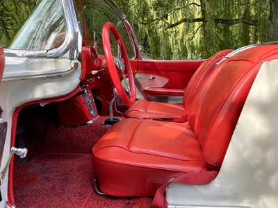 Lot 66 - 1961 Chevrolet Corvette