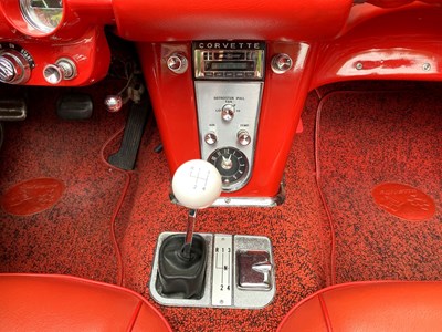 Lot 66 - 1961 Chevrolet Corvette