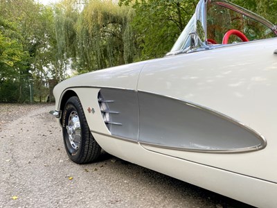 Lot 66 - 1961 Chevrolet Corvette