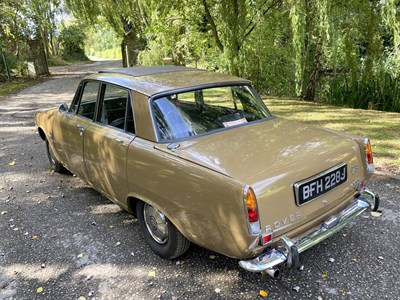 Lot 73 - 1970 Rover 2000
