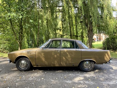 Lot 73 - 1970 Rover 2000