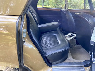 Lot 73 - 1970 Rover 2000