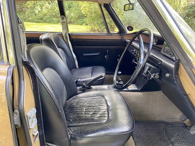 Lot 73 - 1970 Rover 2000