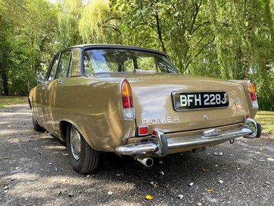 Lot 73 - 1970 Rover 2000